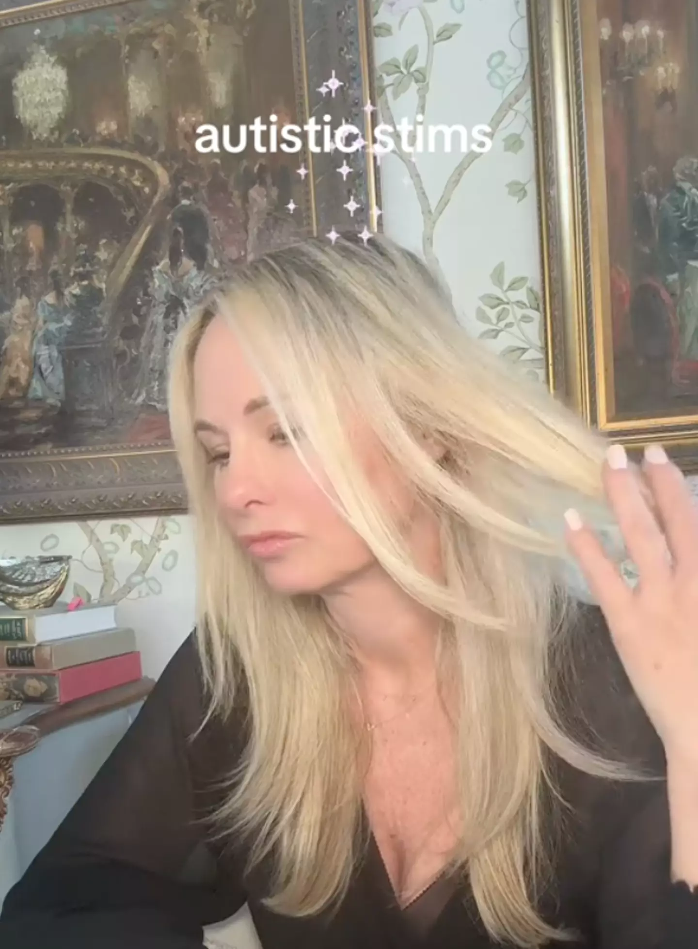 A psychologist has opened up about 'quite common' 'stims' in people with autism (TikTok/ @drkimsage)