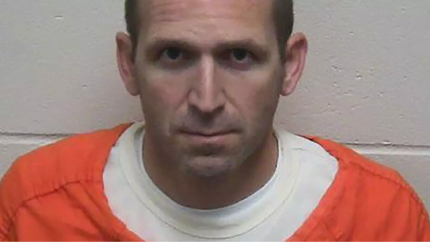 Father who 'faked his own death' on kayaking trip receives sentence after explaining how he did it