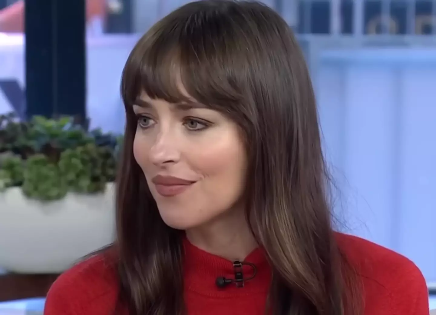 Dakota Johnson said her parents encouraged her to make it in Hollywood by herself.
