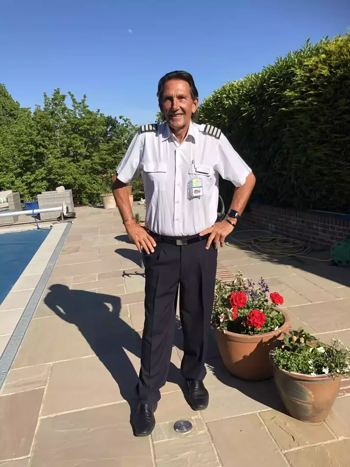 Nick Eades revealed why they use the 'brace' position (Nick Eades)