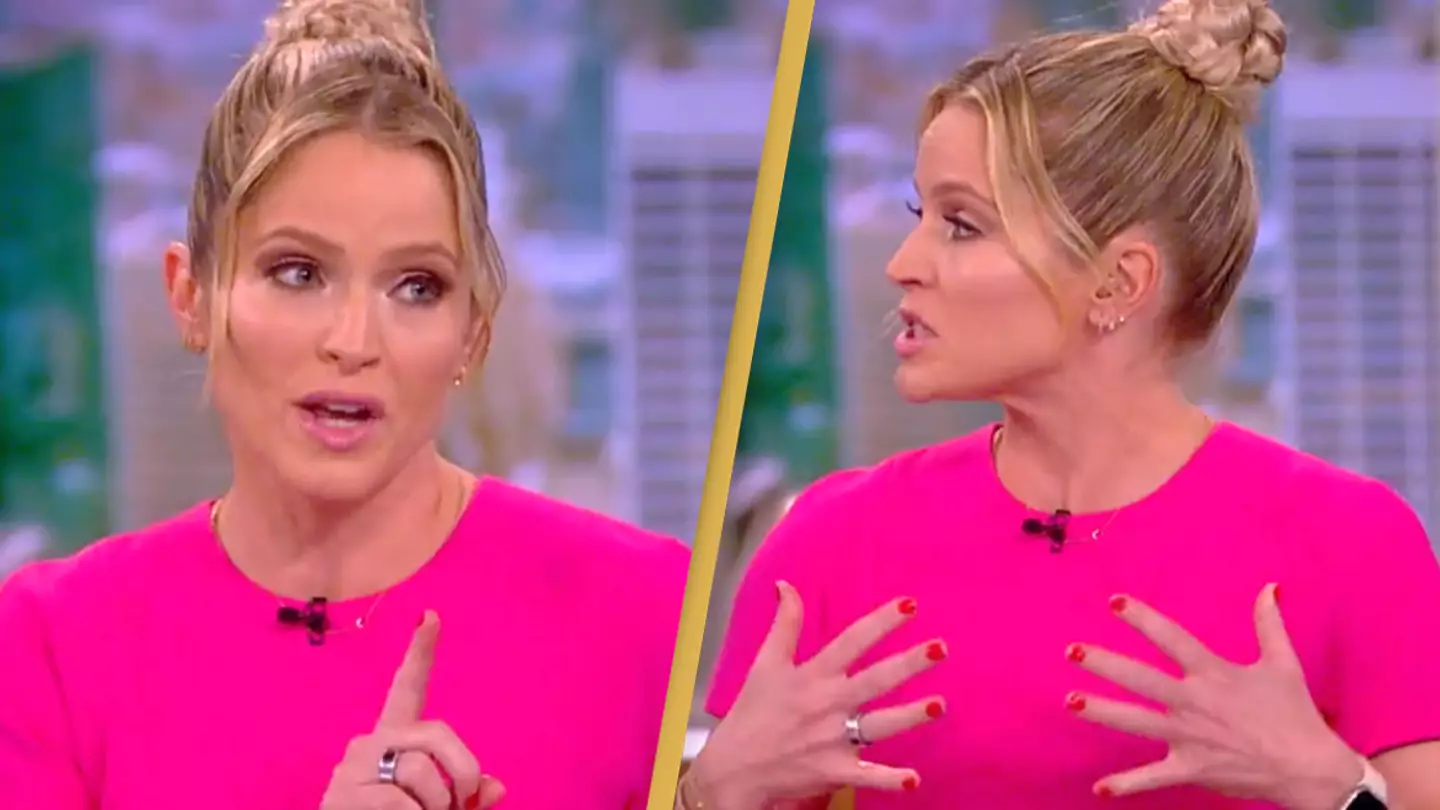 The View host Sara Haines sparks debate after revealing she walks around naked in front of her children