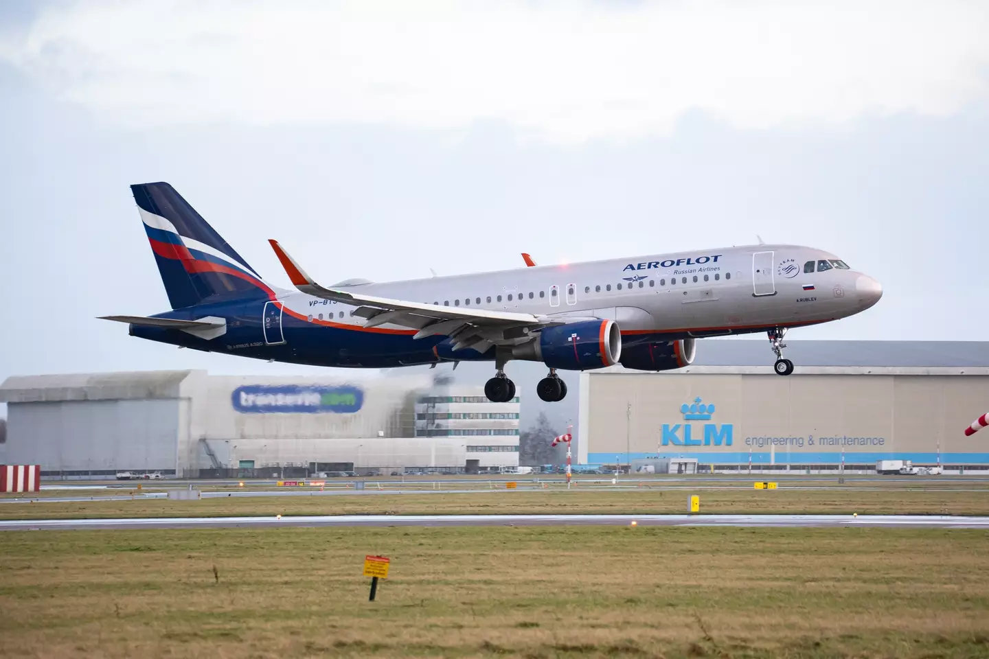 The story of Russian Aeroflot Flight 6502 is harrowing.