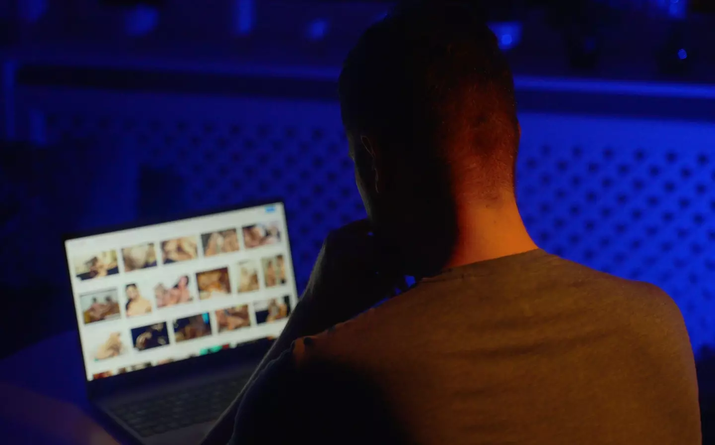 Sean Clifford says teens could be seeing thousands of pornographic images before they're 18.