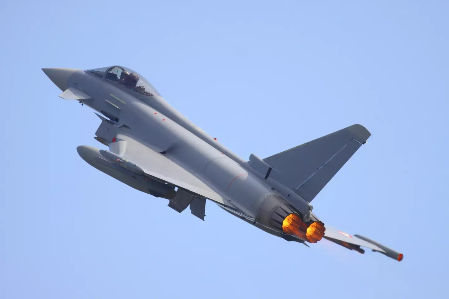 An F-35 is thought to have crashed near North Charleston.