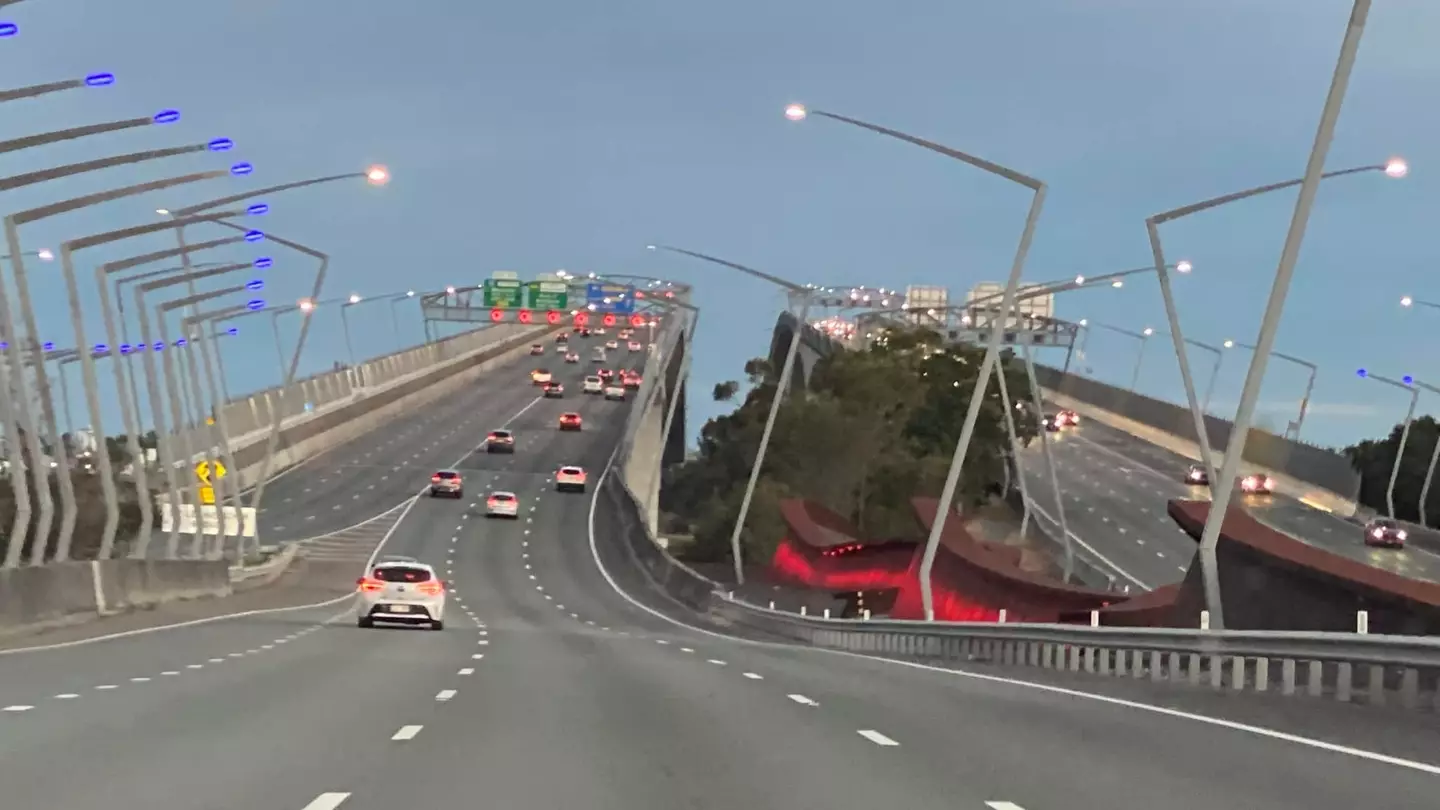 The perspective as you approach the bridge is a bit interesting.