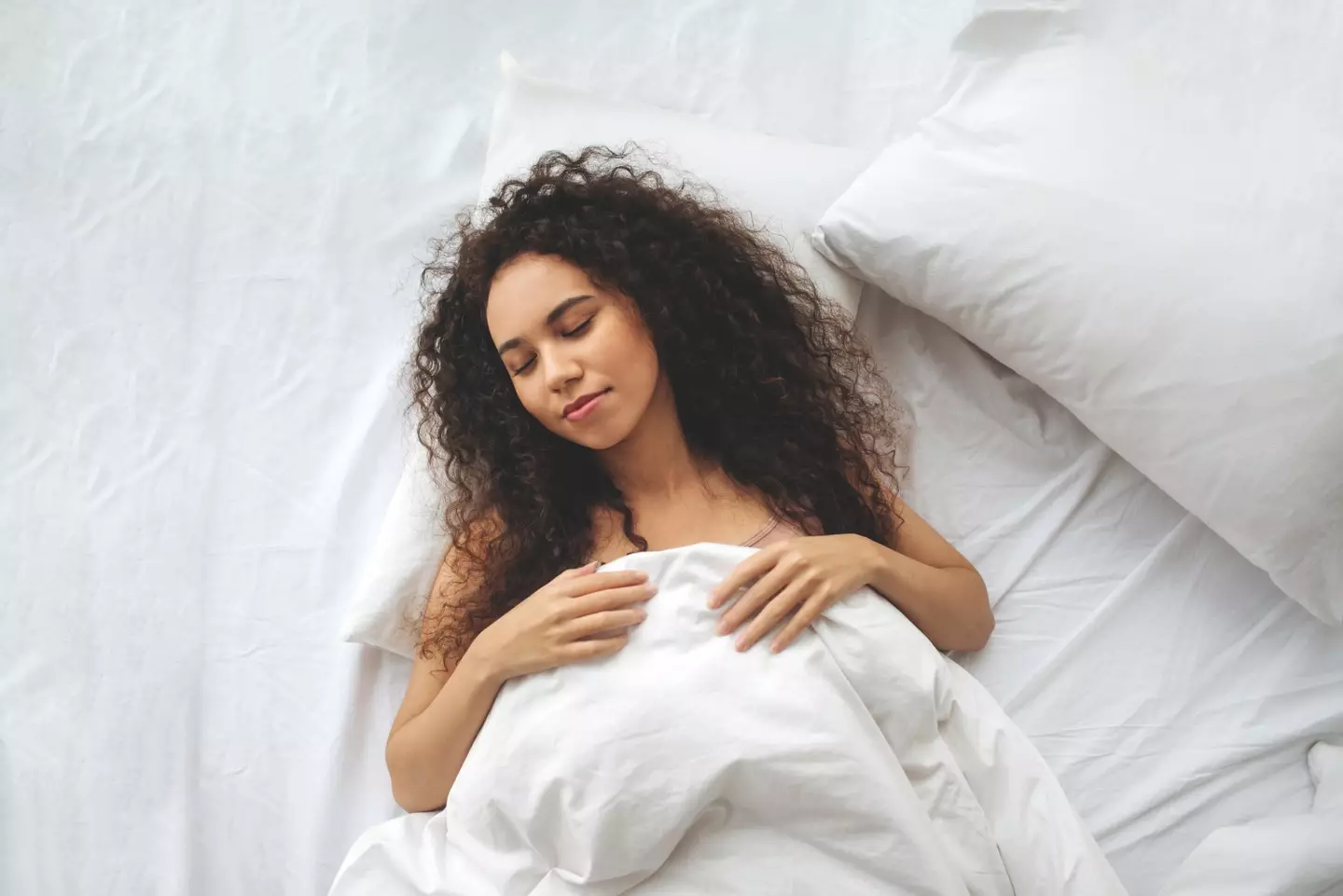 A host of other sleep gurus explained that laying in, even on days off, could be preventing people from having the best sleep.