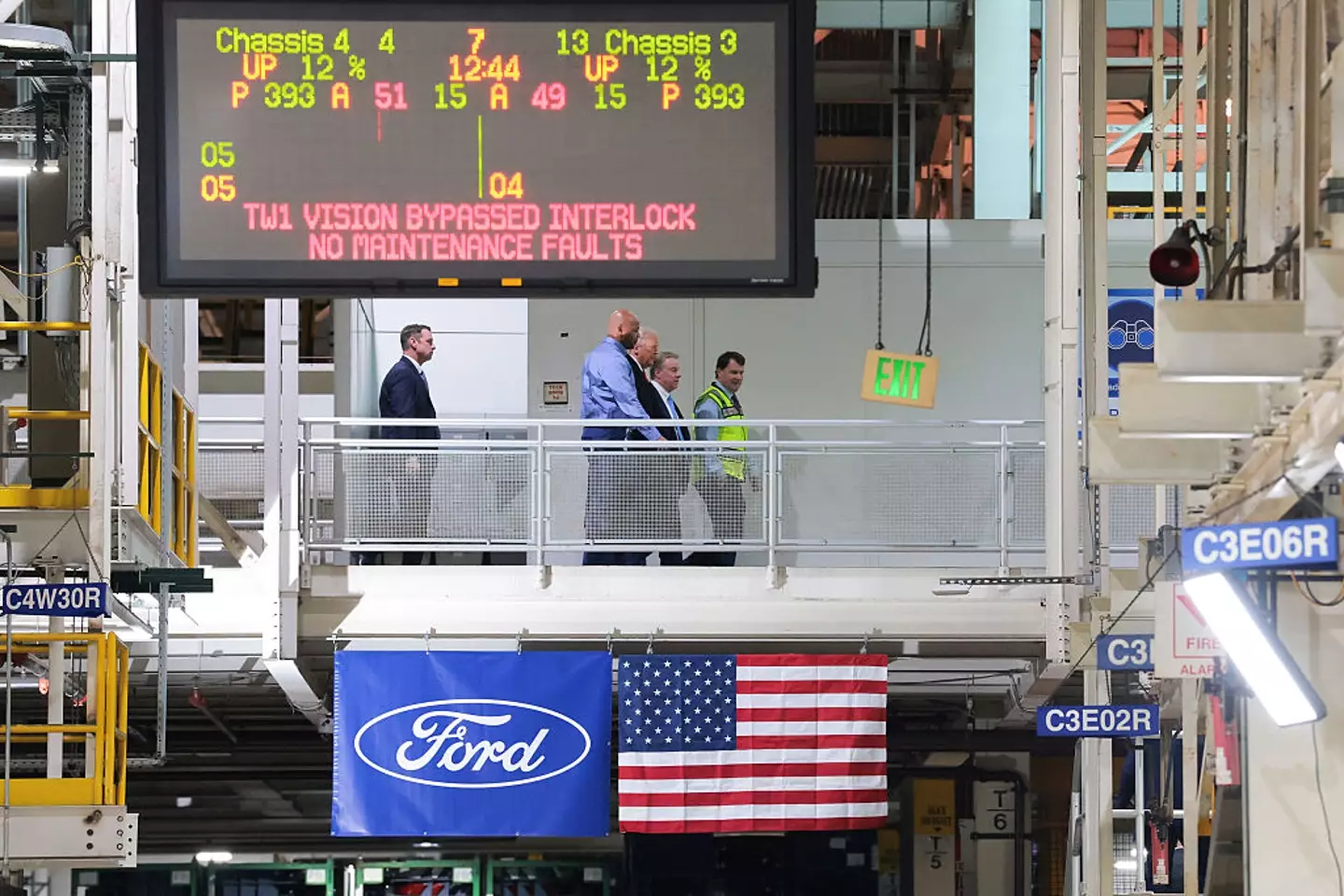 A photo taken shortly after the POTUS seemingly flipped off a Ford employee (Anna Moneymaker/Getty Images)