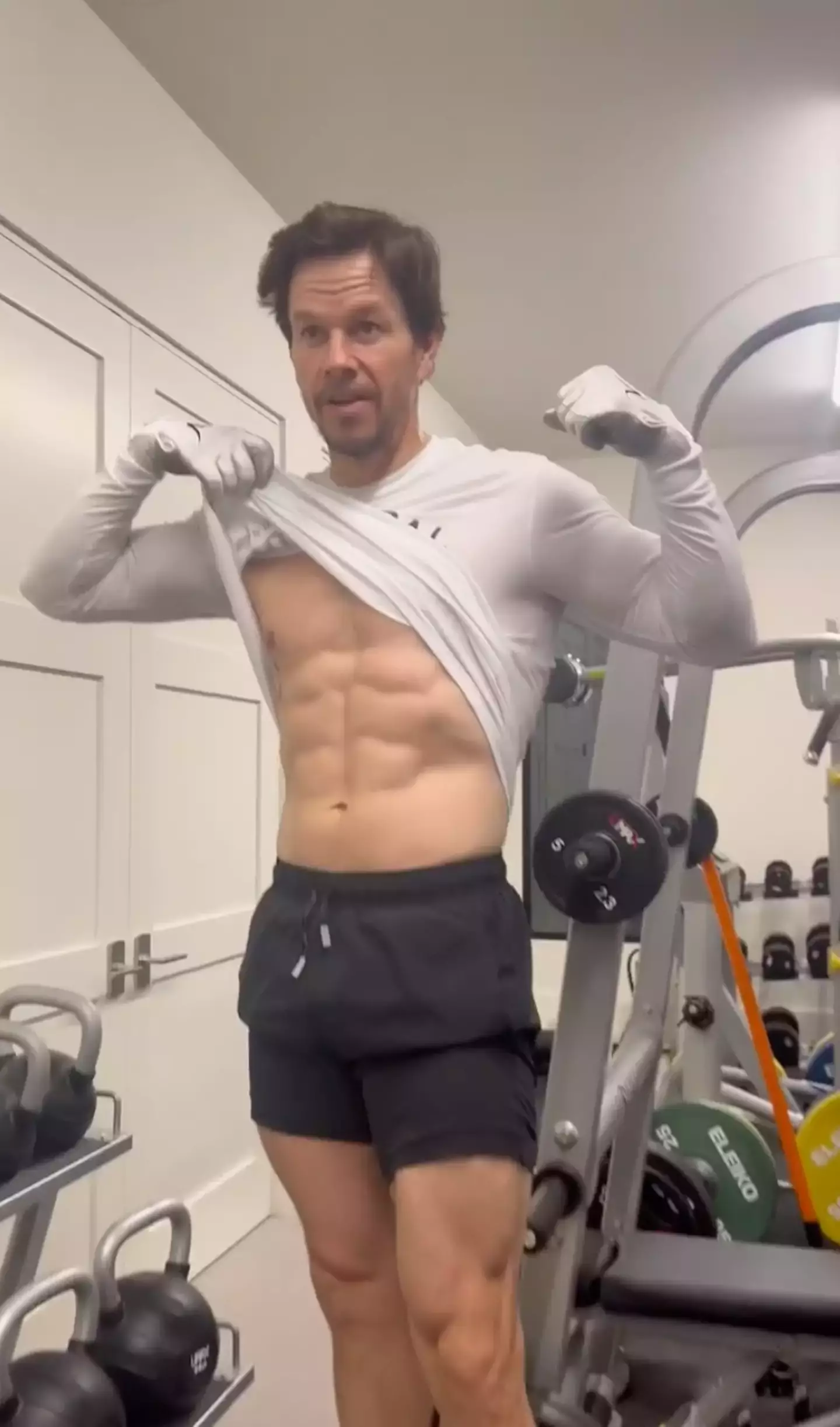 People on social media had their minds blown when they realized how hard Wahlberg worked to keep in shape (@markwahlberg/Instagram)