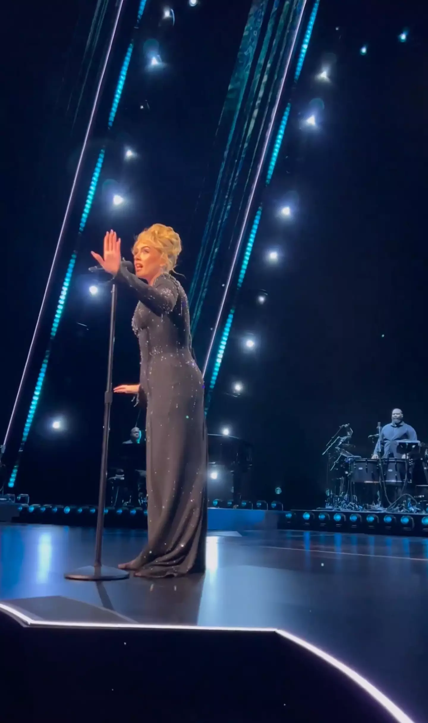 The singer stopped mid-performance to help her fan.