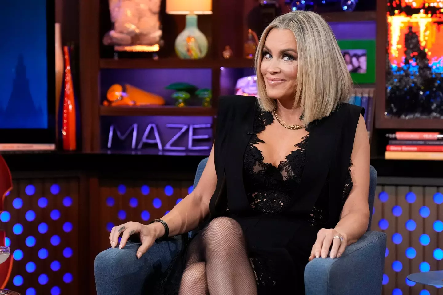Jenny McCarthy dished the dirt on an episode of Watch What Happens Live.