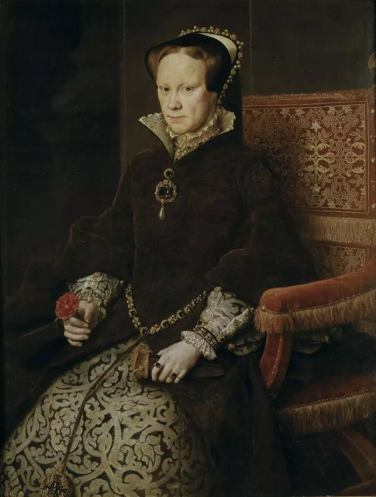 Mary I of England reportedly experienced the very rare phenomenon (Fine Art Images/Heritage Images/Getty Images)