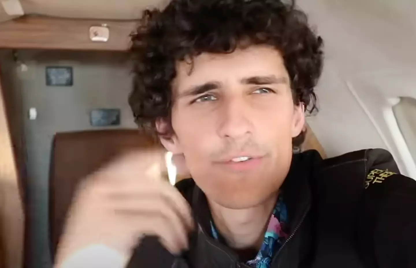 Me trying to figure out a way to pitch this to my parents instead of them saving for a new car (YouTube/ JR Aviation)