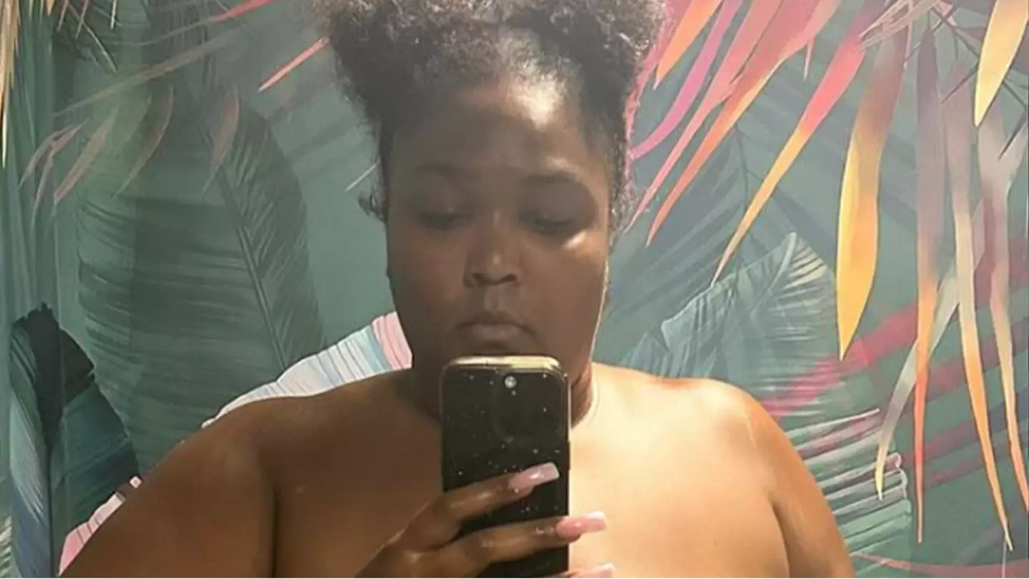 @lizzobeeating/Instagram