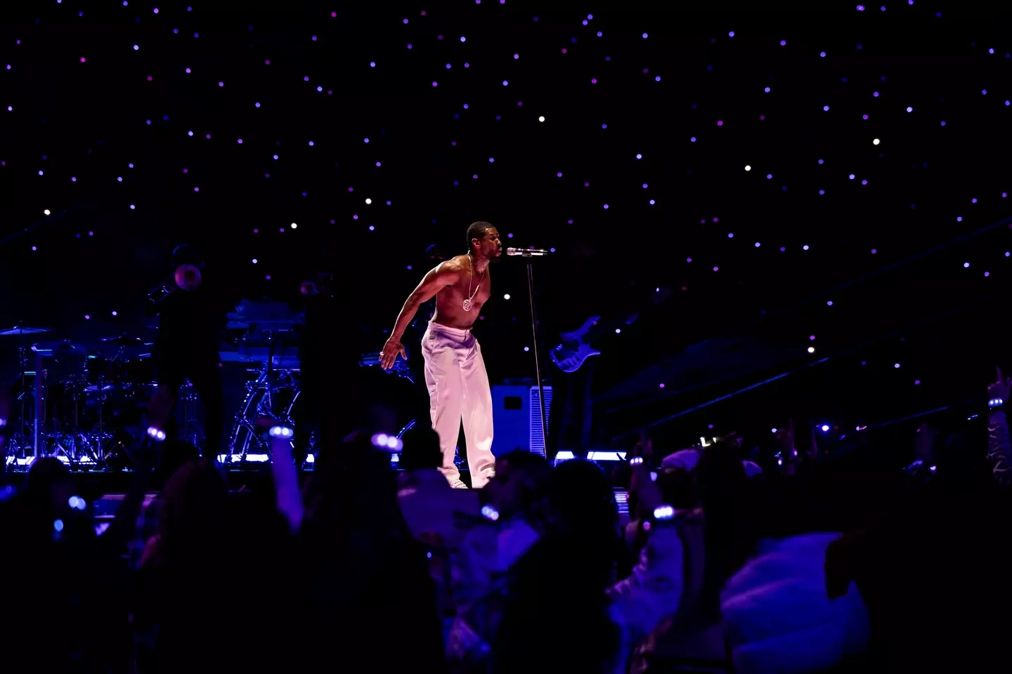 Fans were impressed by Usher's performance.
