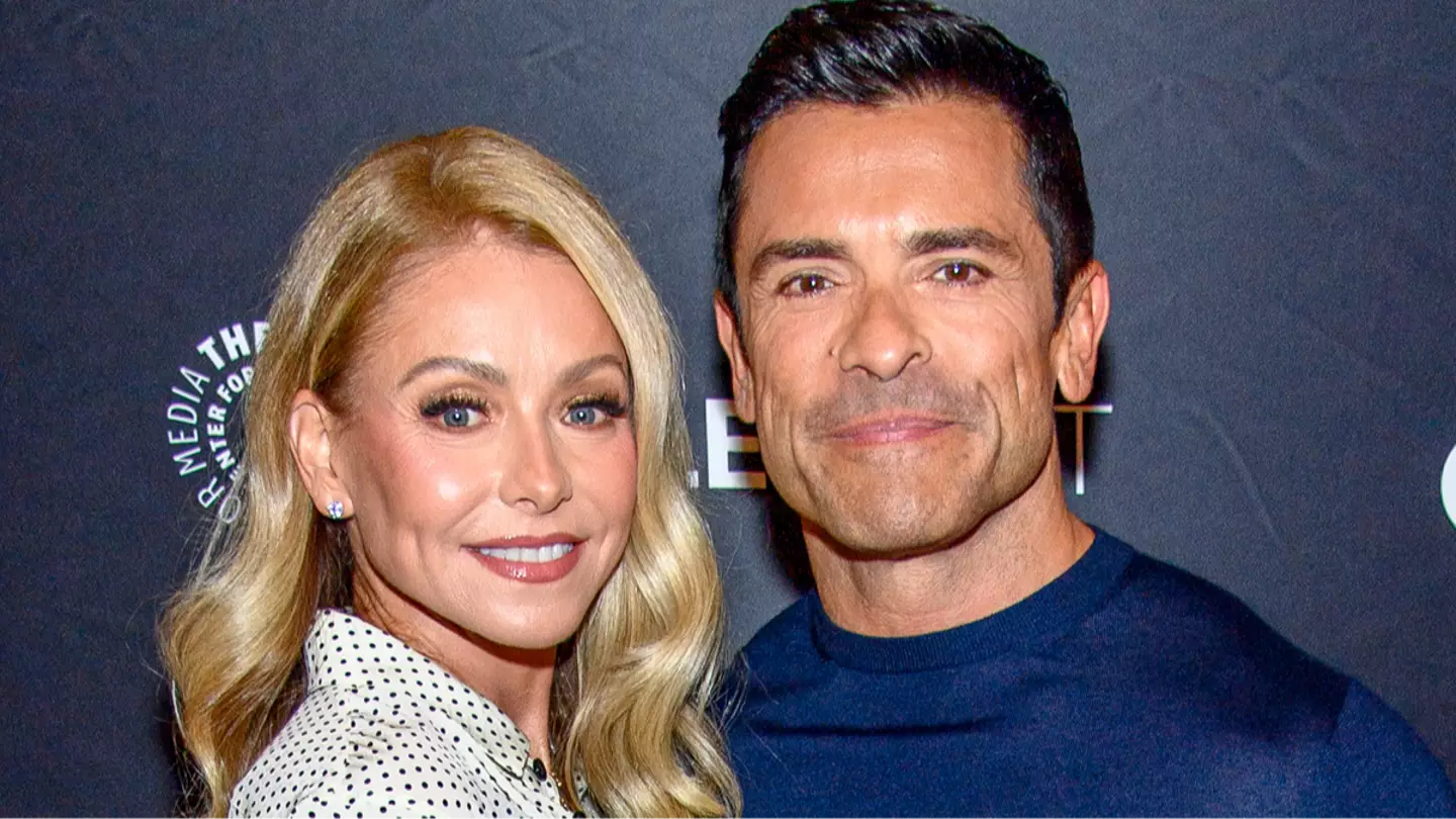 Kelly Ripa admits husband Mark Consuelos has a 'disgusting' sex habit