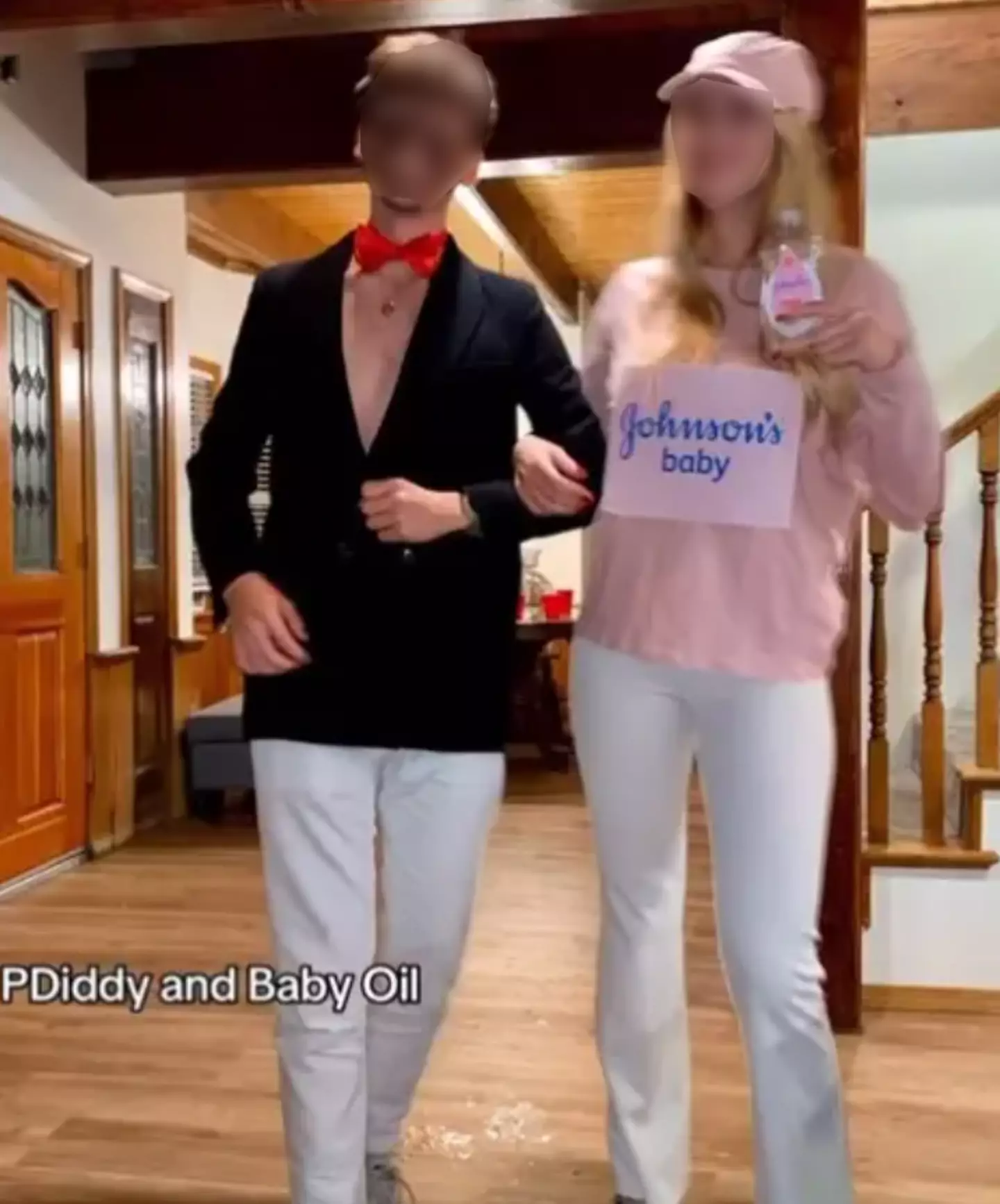 The two students have not been identified (TikTok)