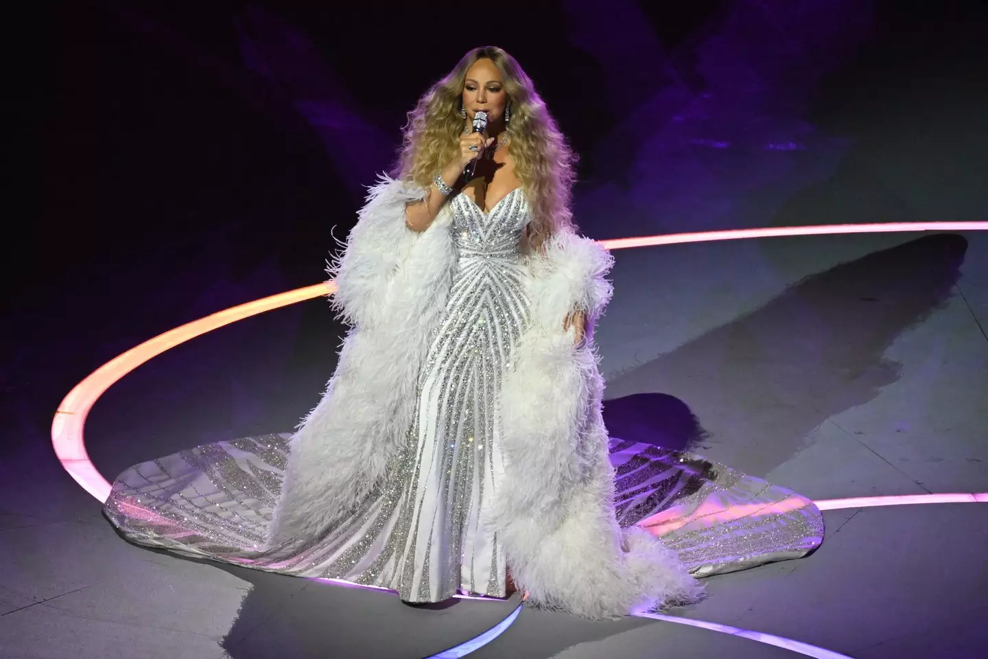 Mariah Carey courageously sang in Italian to the 75,000 people in Milan's San Siro Stadium (Piero CRUCIATTI / AFP via Getty Images)