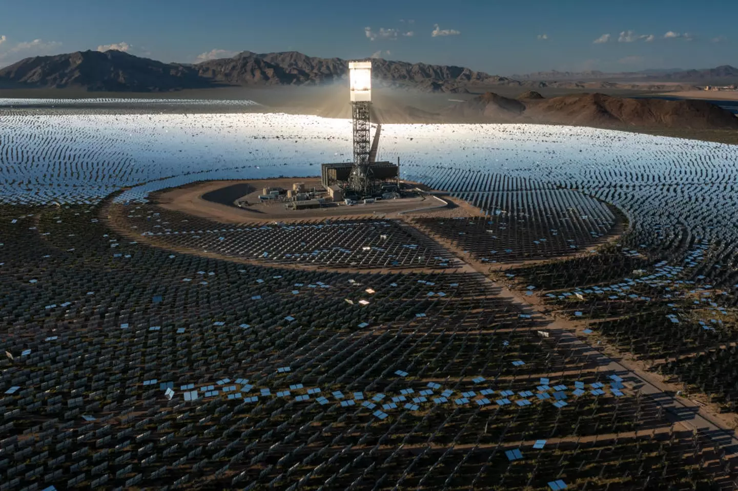 The Ivanpah Solar Power Facility will shut down next year (David McNew/Getty Images)
