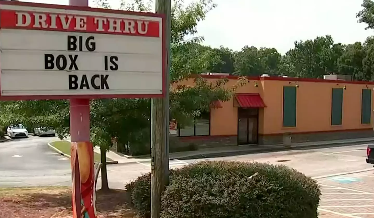 The incident took place at a Popeyes restaurant on Cleveland Avenue.