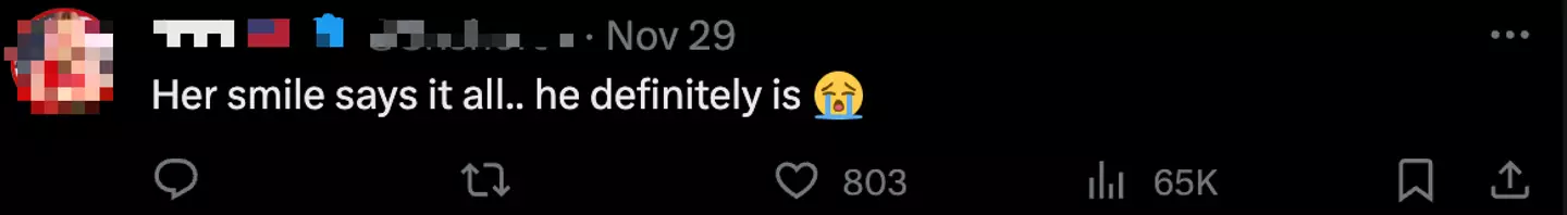 People are convinced Ackerley was 'pinching' Robbie's 'bum'.