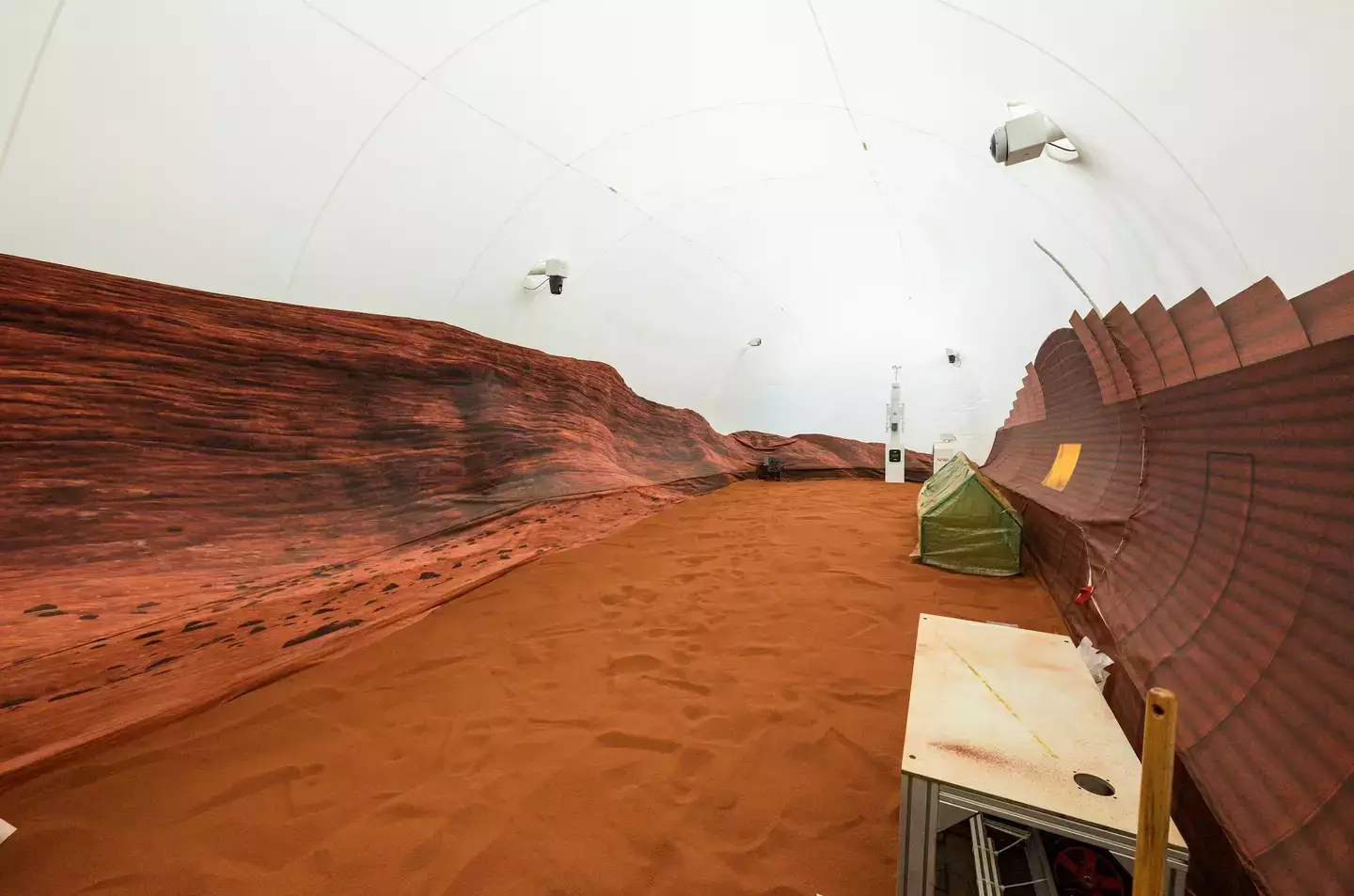 Looks pretty Mars-esque to me. (NASA)