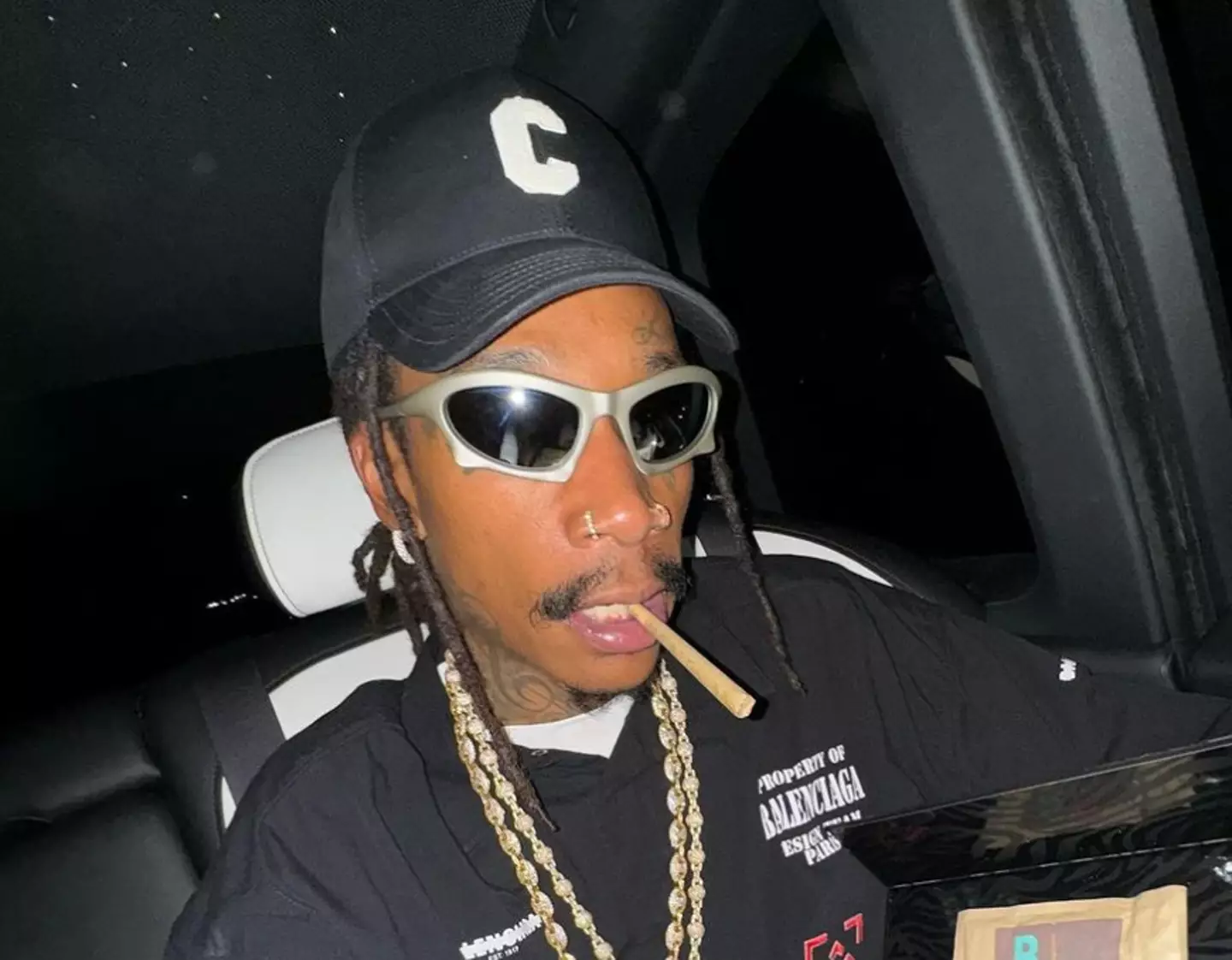 Wiz Khalifa says he now just smokes weed and uses shrooms.