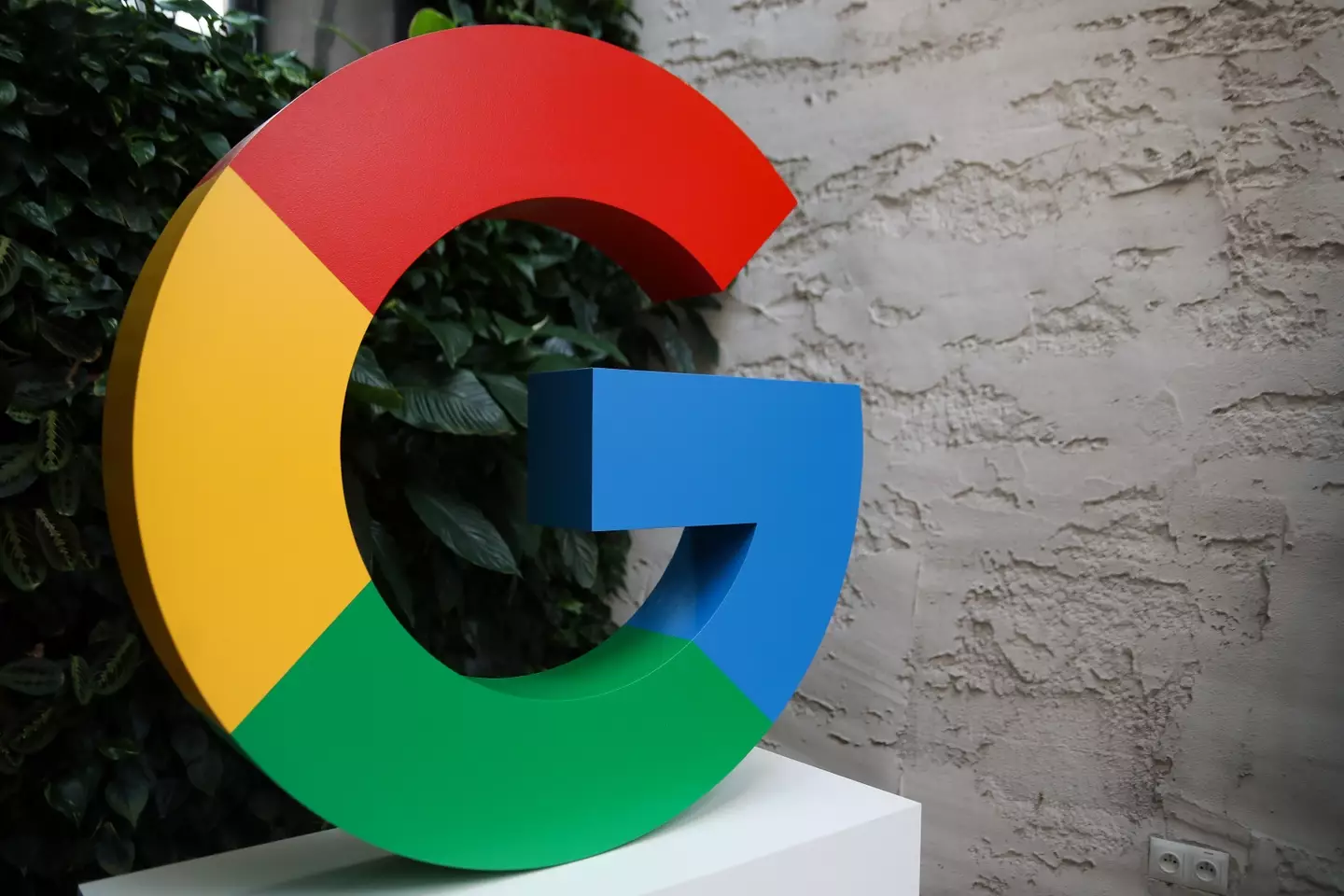 A warning has been issued to billions of Gmail users about a sophisticated AI scam (Klaudia Radecka/NurPhoto via Getty Images)