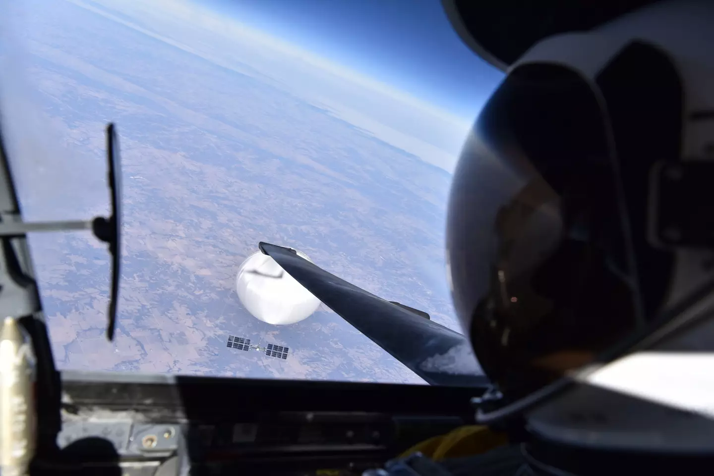 A US pilot took a selfie with the spy balloon before it was shot down.