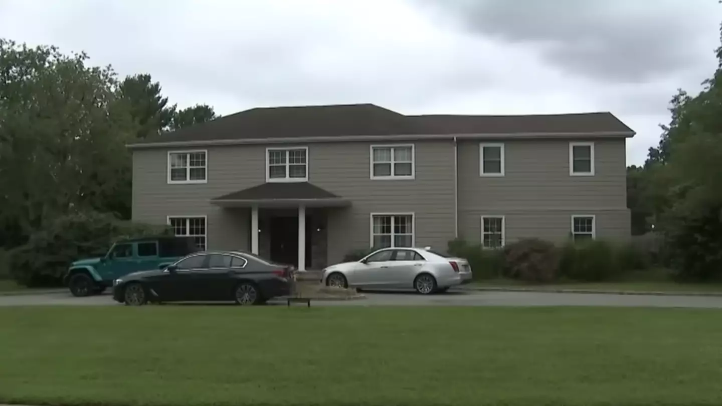 Kenneth and Kelly were allegedly shot in his Long Island home (CBS New York)