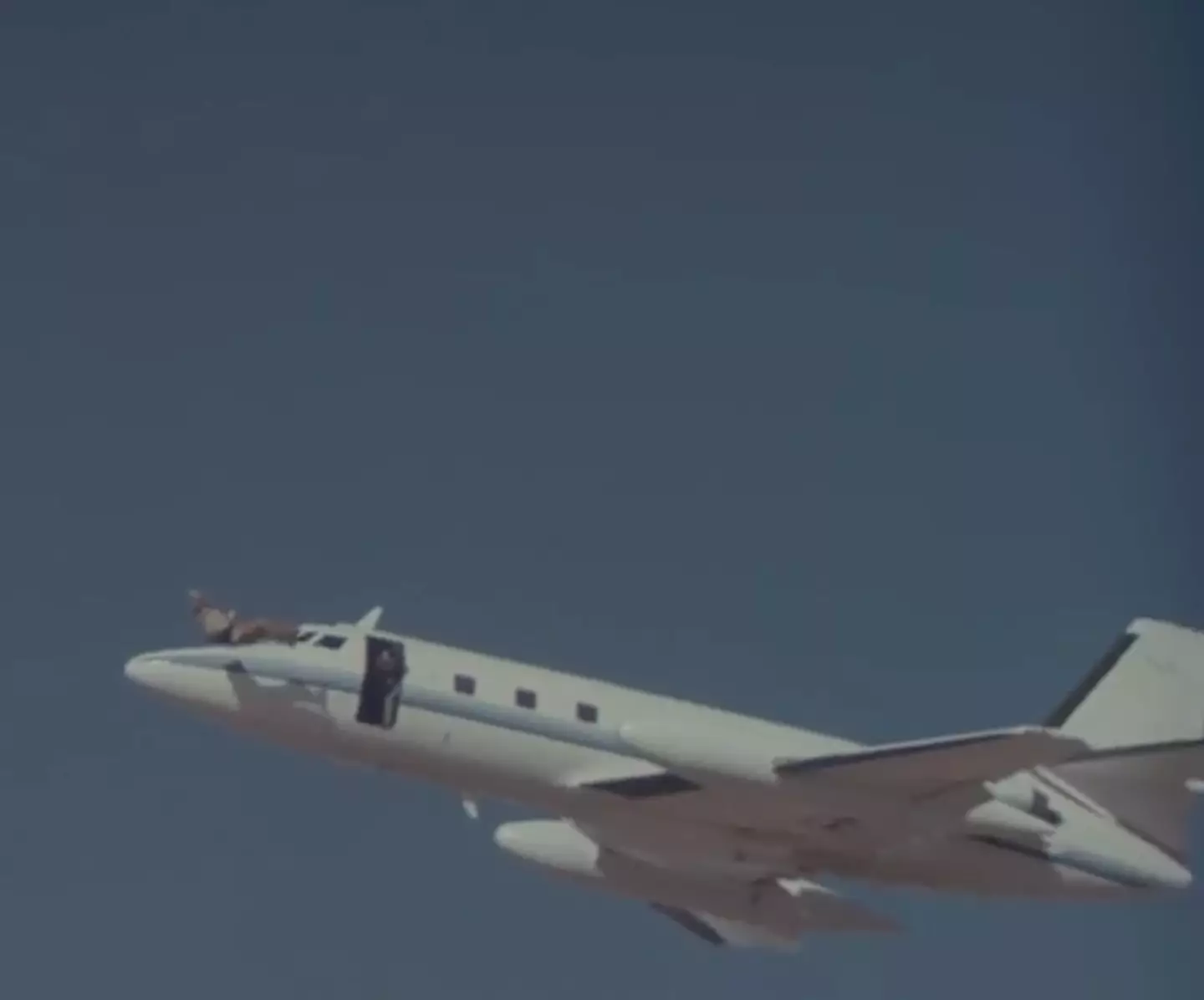 This is a pretty cool stunt no matter how you look at it (TriStar pictures)