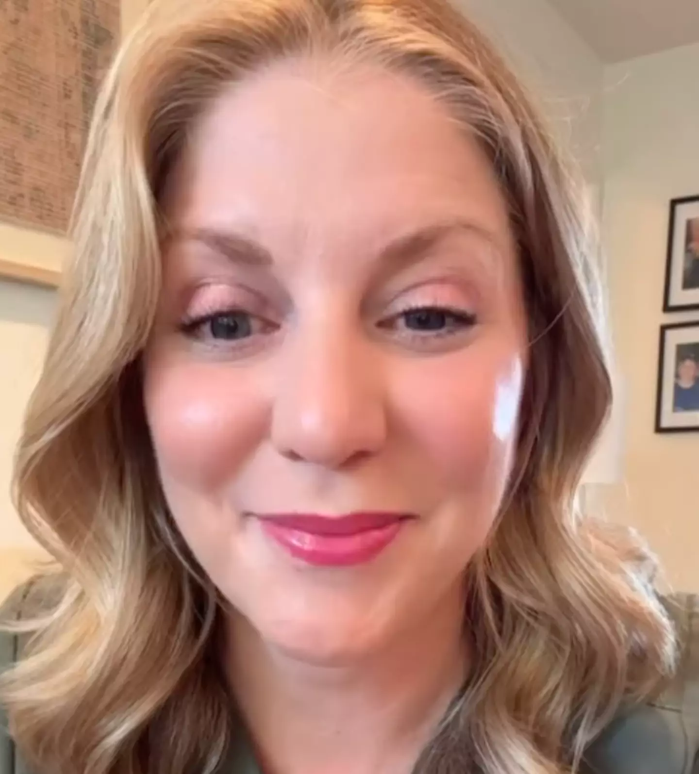 Julie McFadden has amassed millions of followers online. (Instagram/@hospicenursejulie)