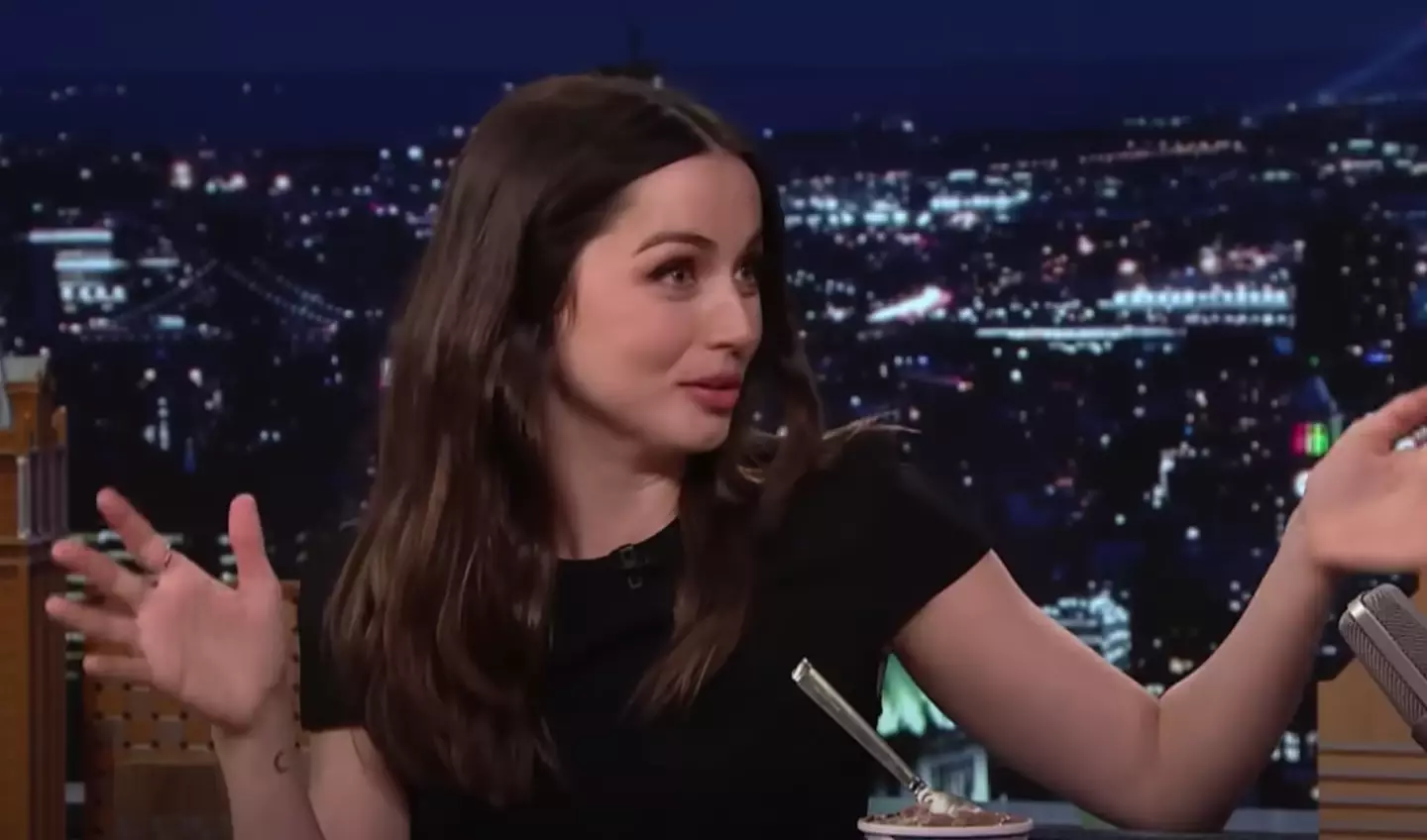 De Armas said she's been in 'pain' shooting alongside Reeves, but he hasn't complained once.