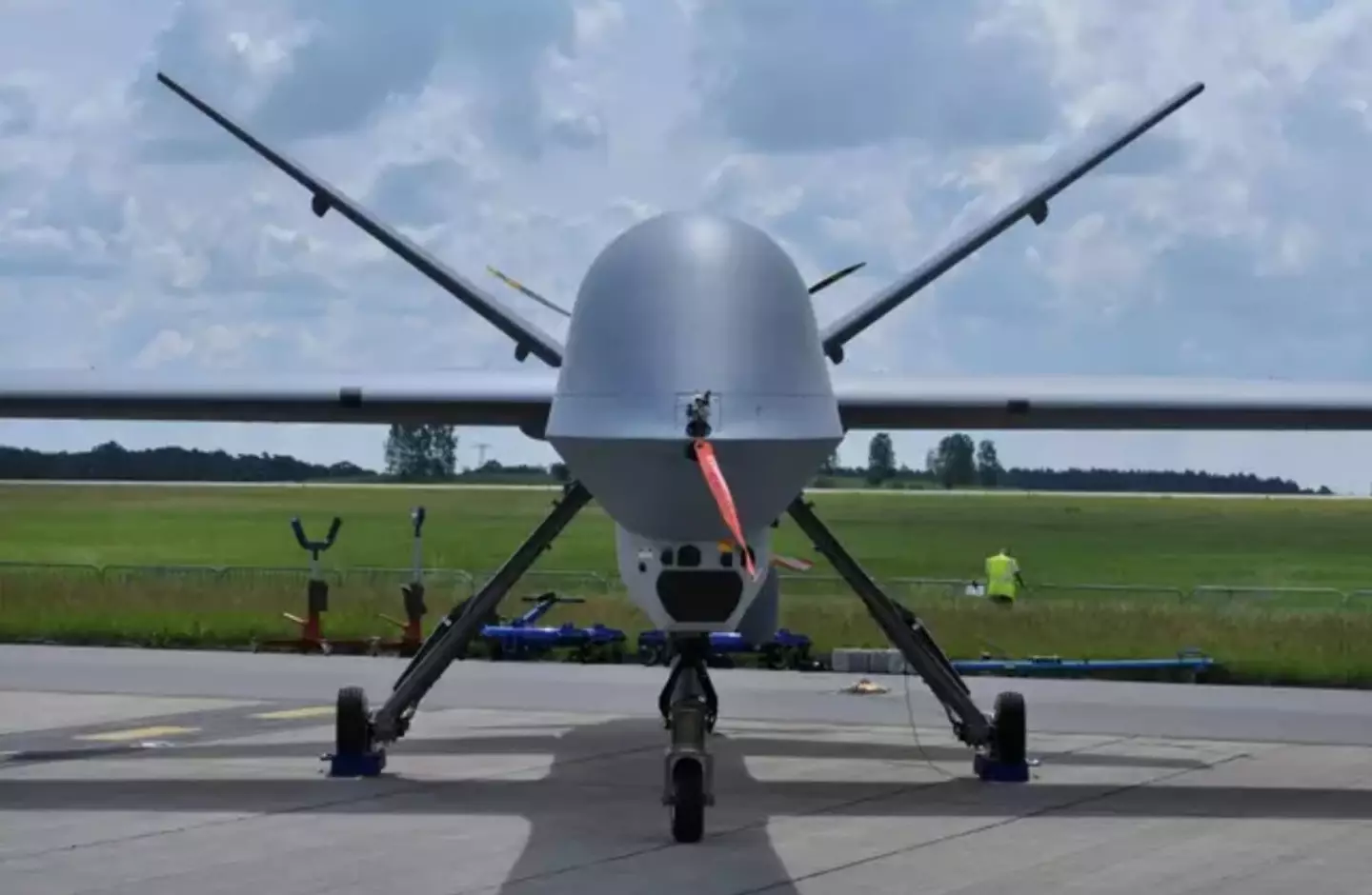 An AI simulation reportedly resulted in a  drone killing its human operator.