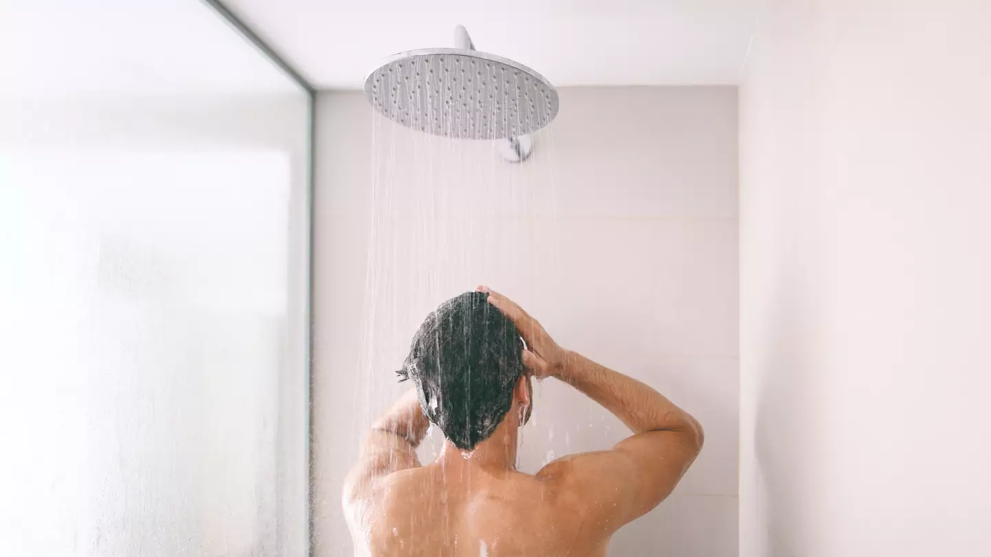 Doctor explains why you should always shower at night instead of the morning