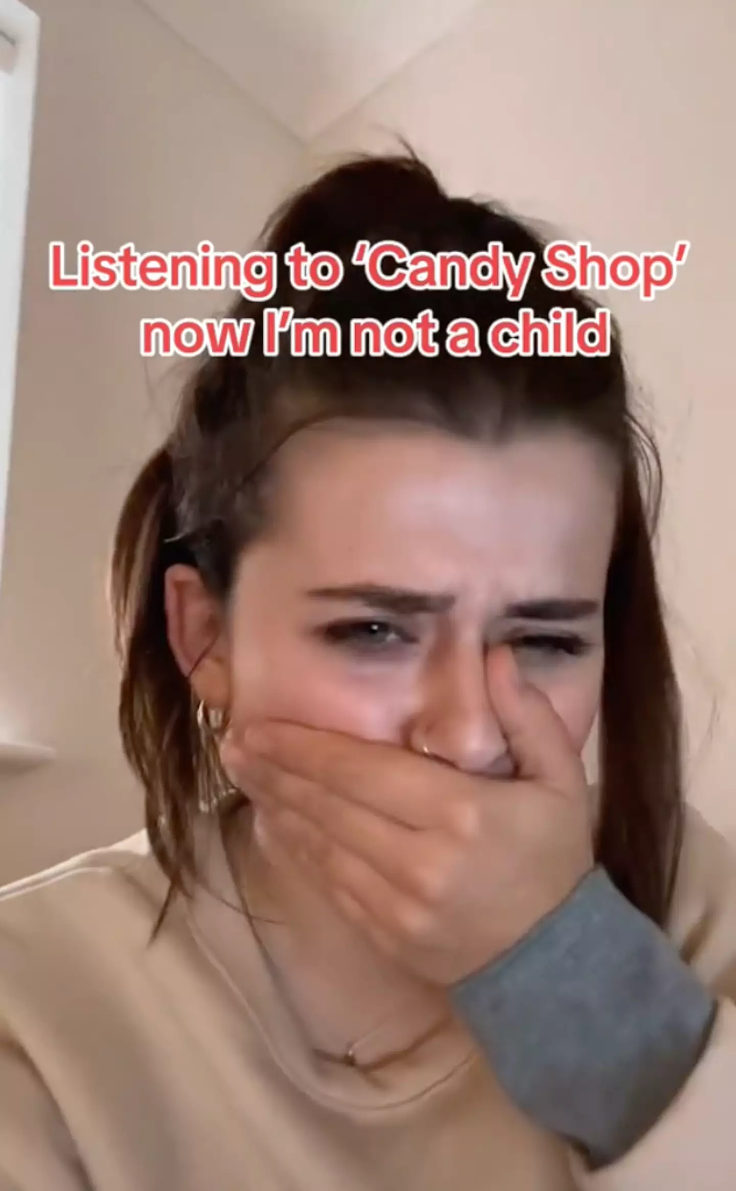 The TikTok star looked traumatised by the realisation (TikTok/@dibdabx)