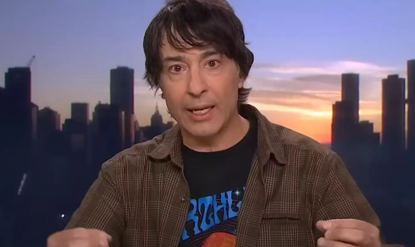 Arj Barker has issued an apology to the mom. (9 News Australia)