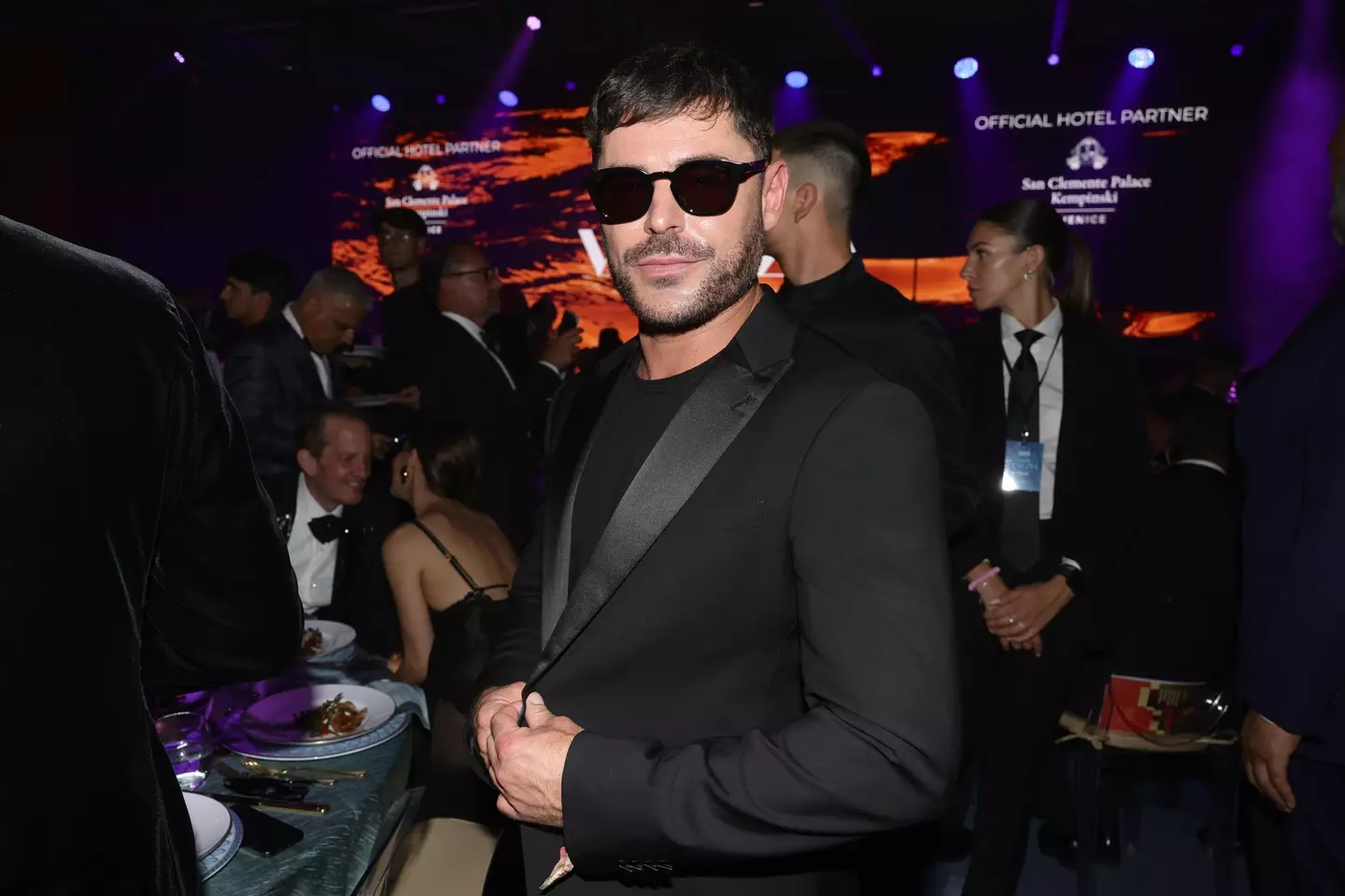 Zac Efron rocking the all-black look. (Andreas Rentz/amfAR/Getty Images for amfAR)