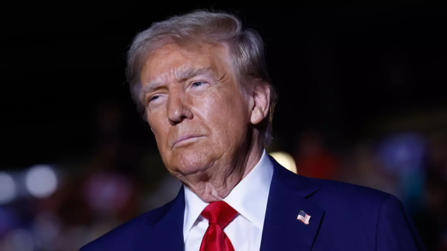 Journalist reveals the leaked US war plans he was sent after being accidentally added to Trump group chat