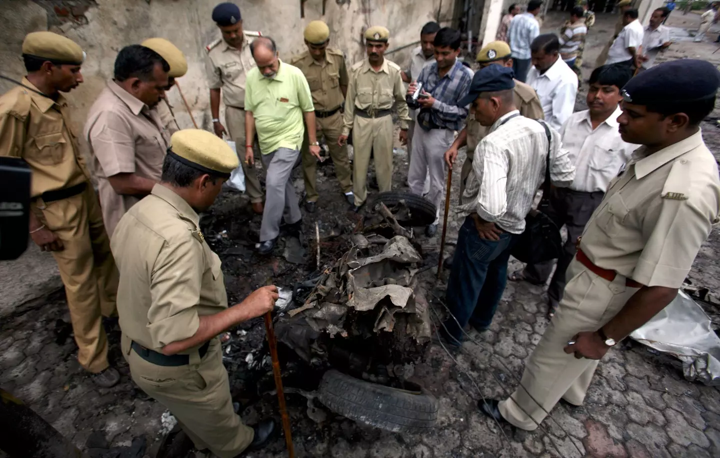 Wreckage from a bomb (Alamy)