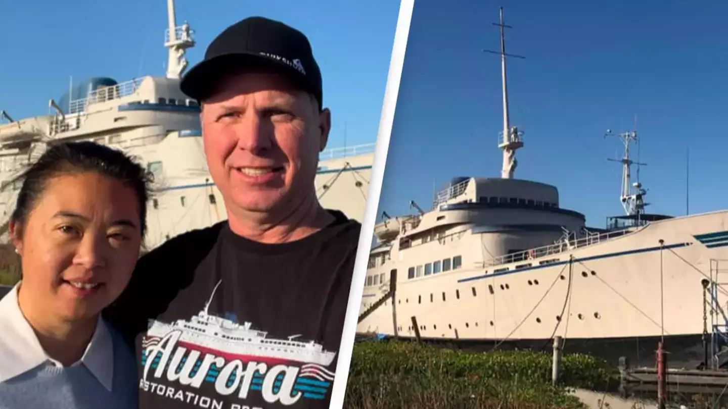 Man bought an entire cruise ship on Craigslist and now he lives there