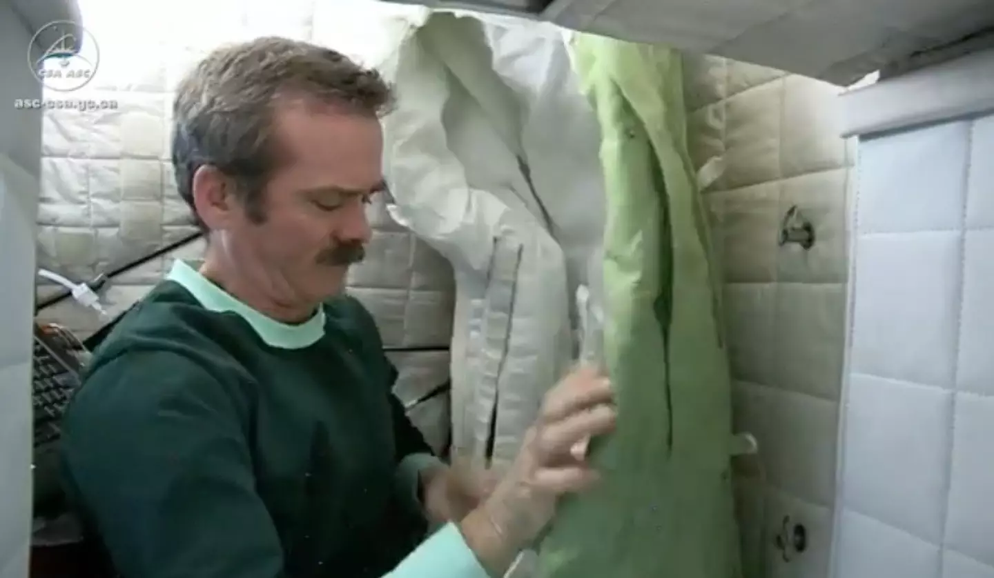 Chris Hadfield of the Canadian Space Agency shows us how it's done.