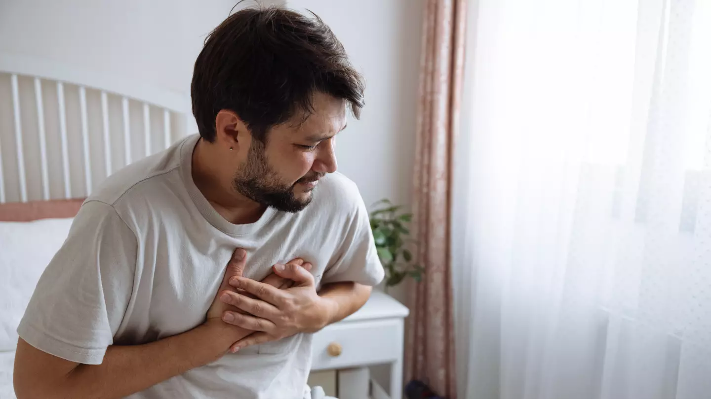 Doctor reveals three 'invisible' warning signs that happen just days before a stroke