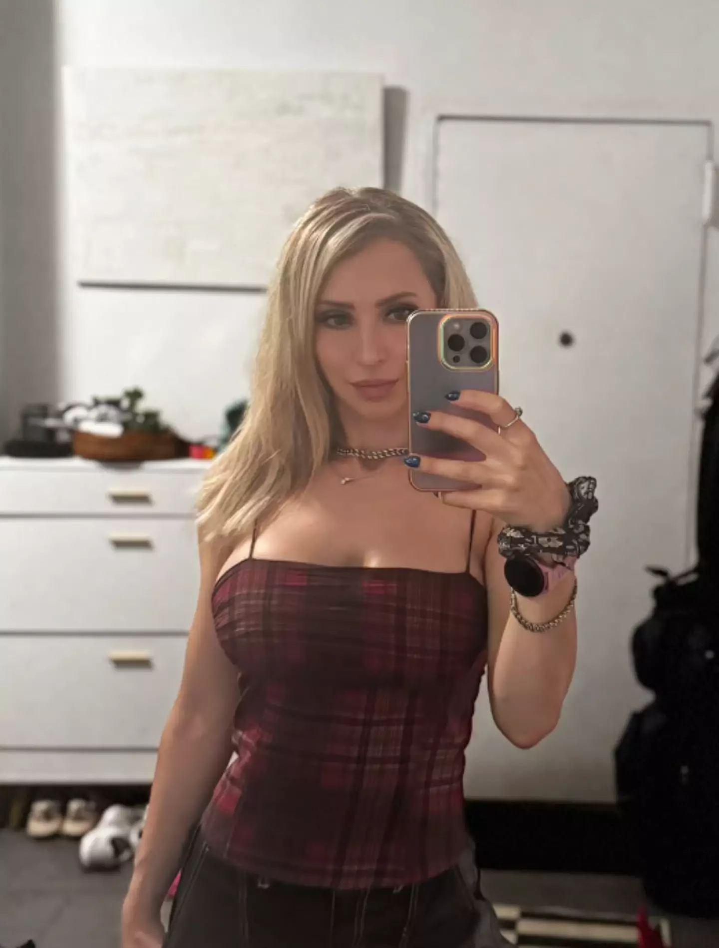 Alix Lynx has listed three common mistakes men tend to make in bed (thealixlynx/Instagram)