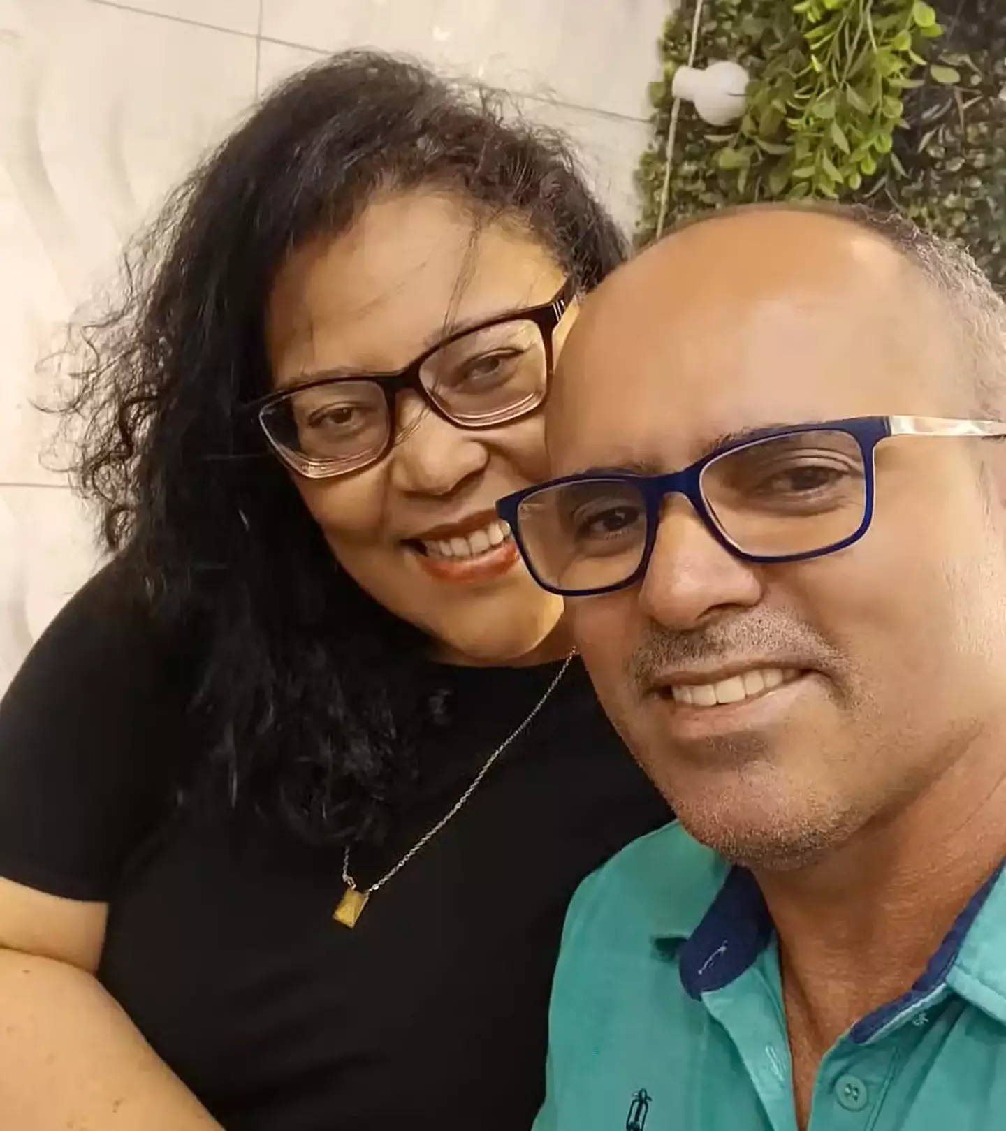 Adriana and her husband, Gildelio Alves do Santos, had been reunited after 28 years apart (Newsflash)