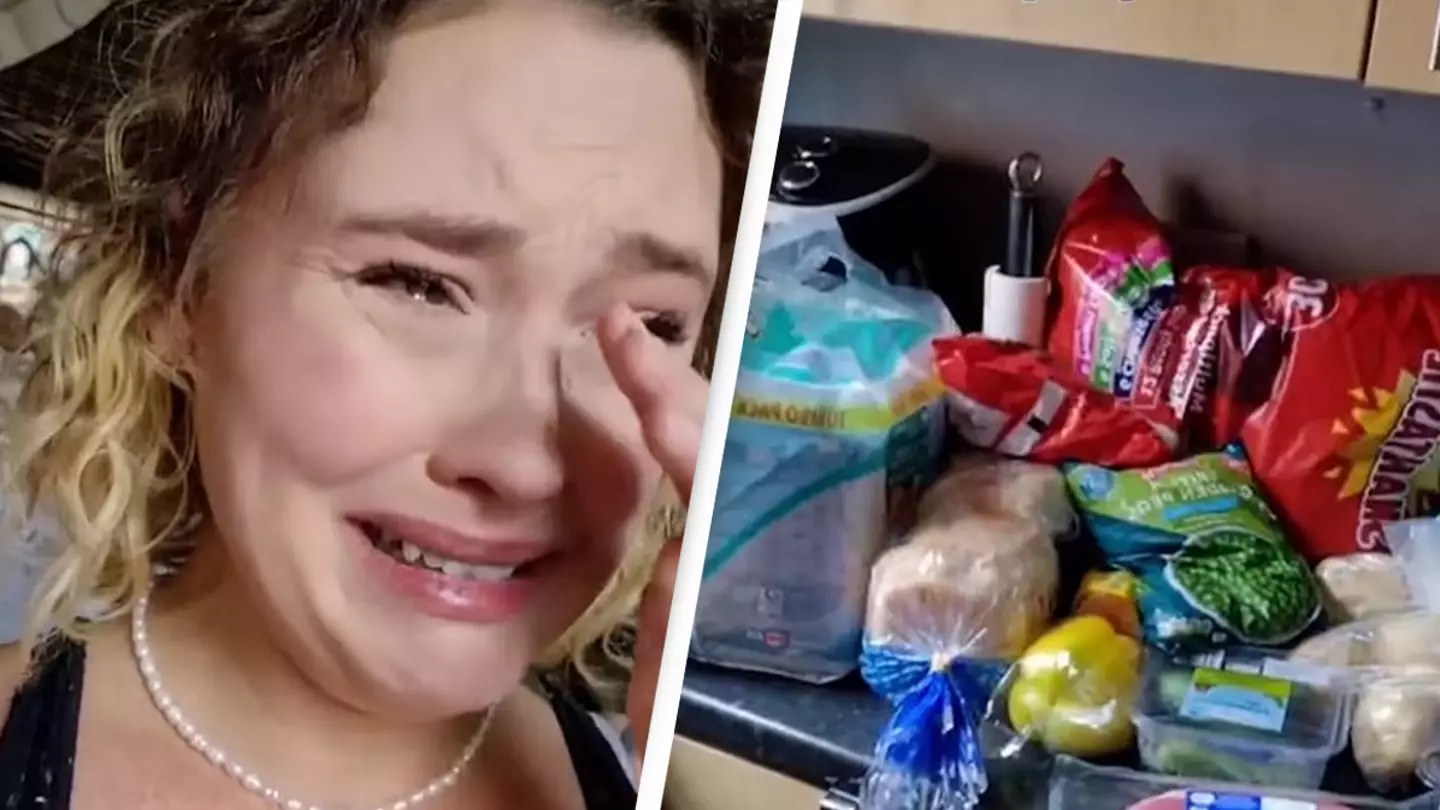 Mom-of-three in tears after stranger pays for her food shop