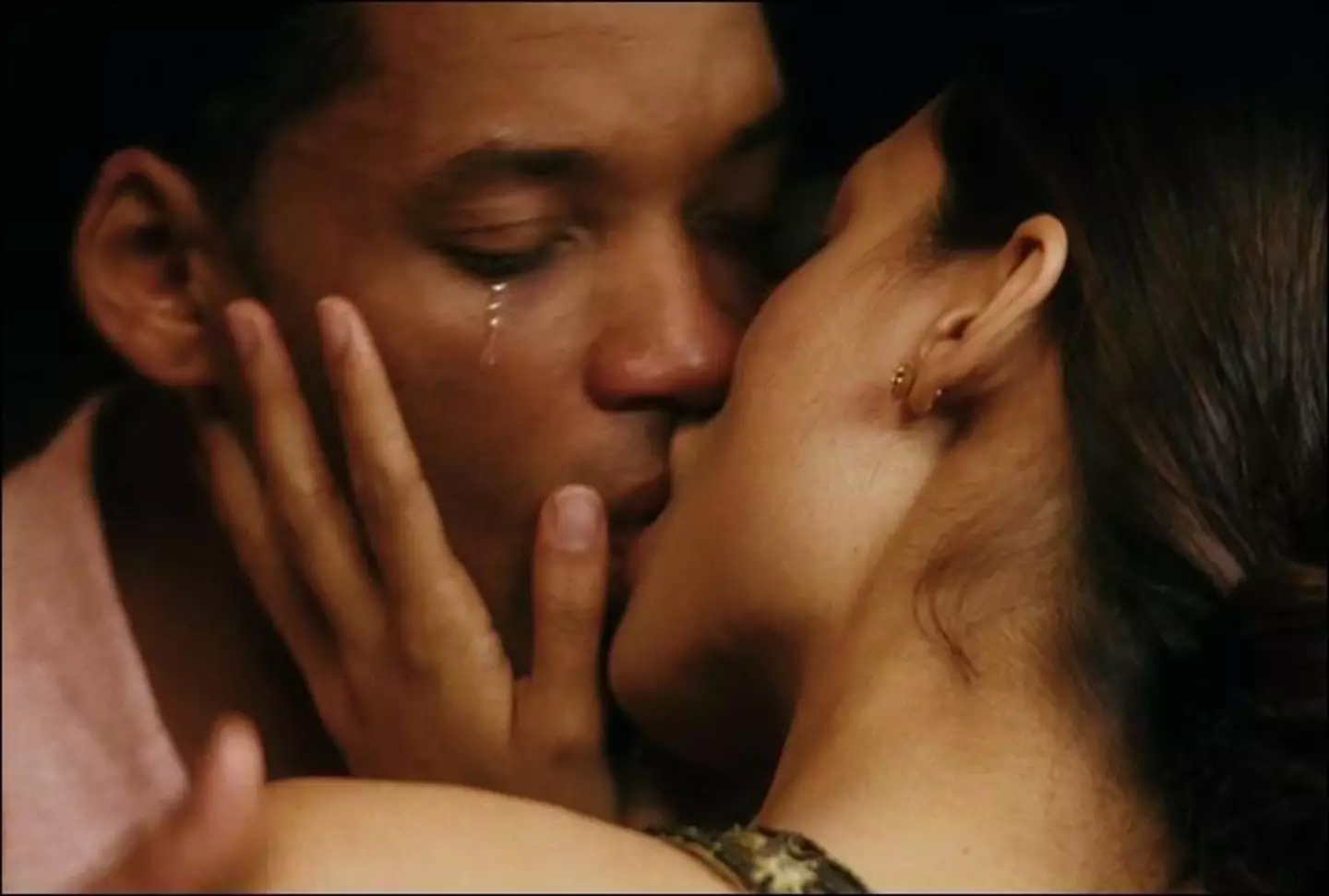 Will Smith apparently asked Jada to be present for kissing scenes in Seven Pounds.