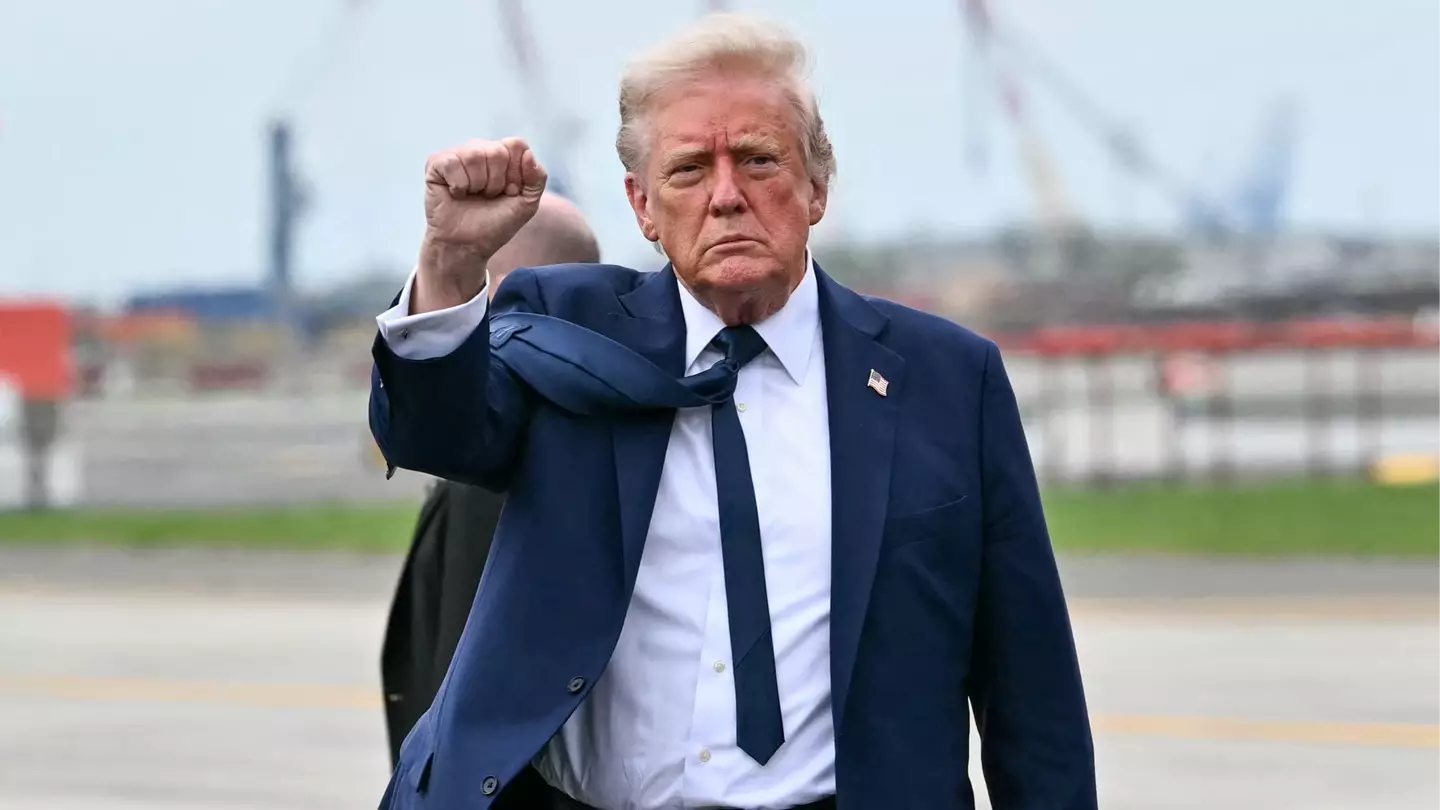 People call out Trump after he posted completely conflicting claims about US stock market