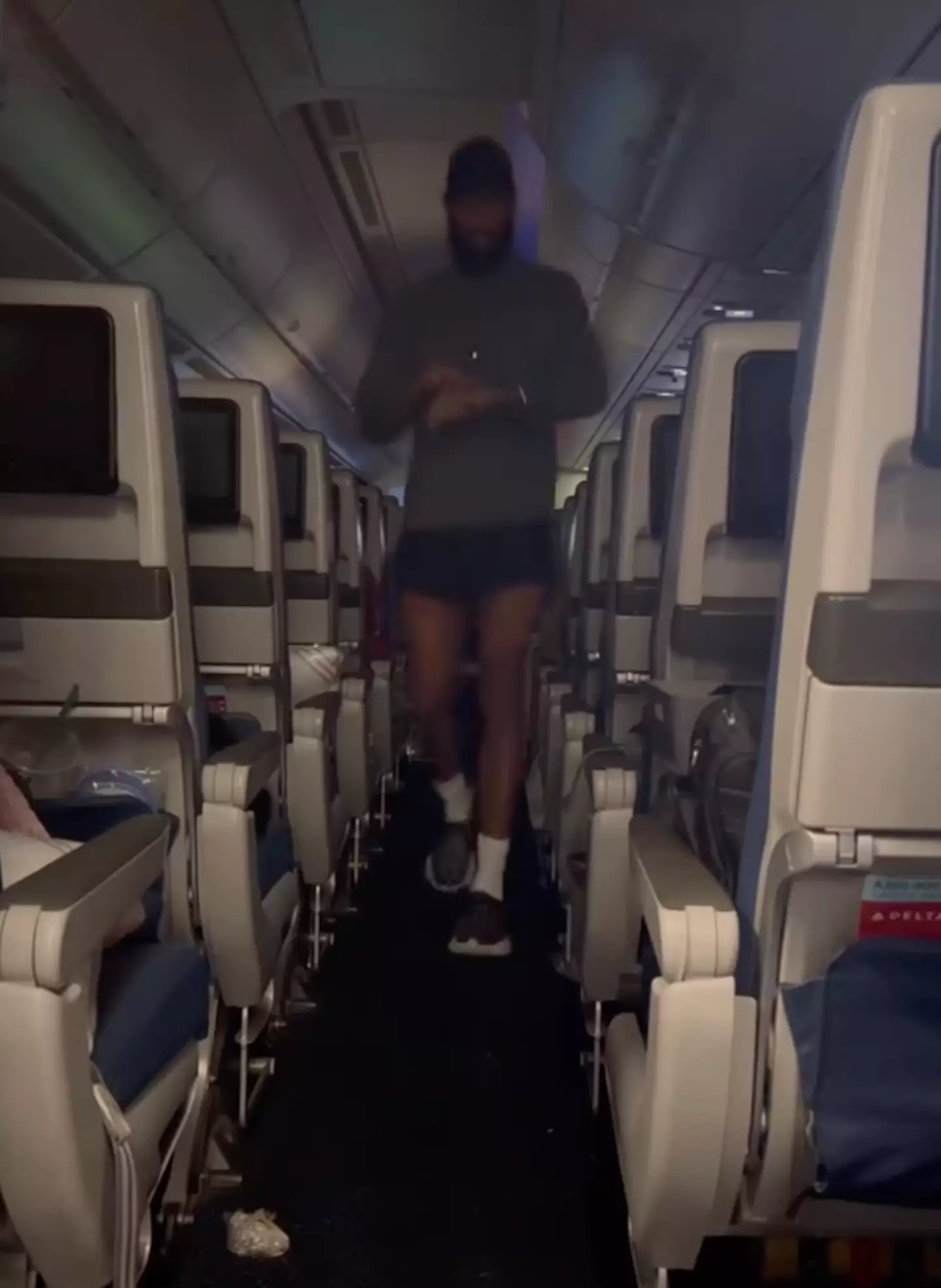 James had to do multiple laps of the plane to reach 1 mile.