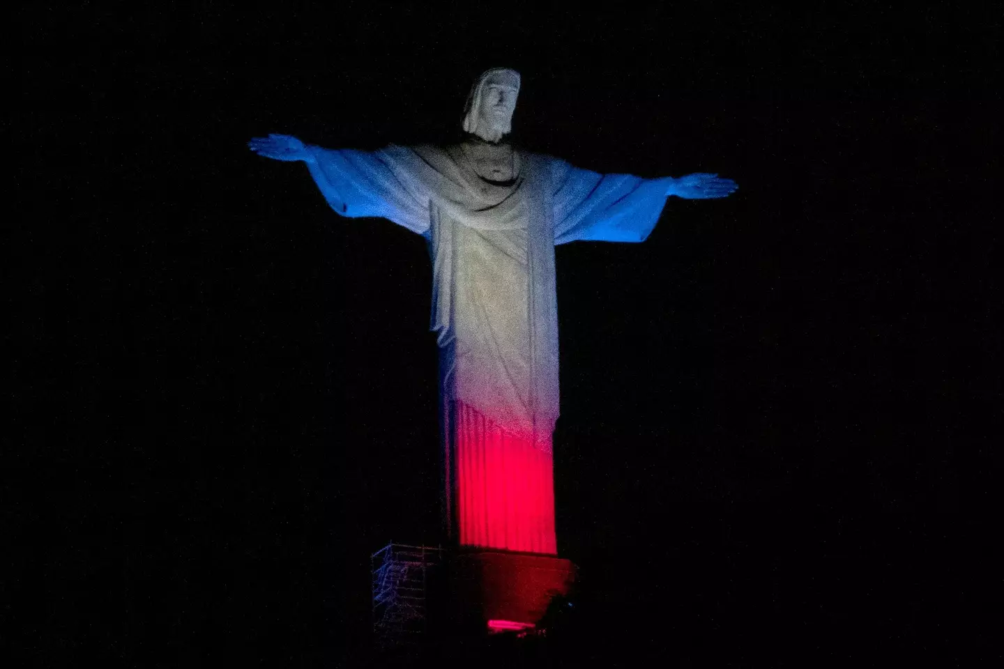 The Christ the Redeemer statue was lit up to honour Queen Elizabeth II.