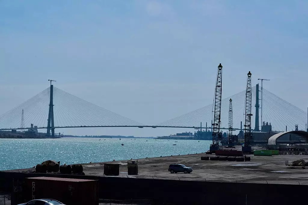 The Gordie Howe bridge will connect Detroit, Michigan, with Windsor, Ontario (DOMINIC GWINN/Middle East Images/AFP via Getty Images)